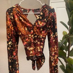 NWT Anthropologie Wrap Peasant Blouse 🤍